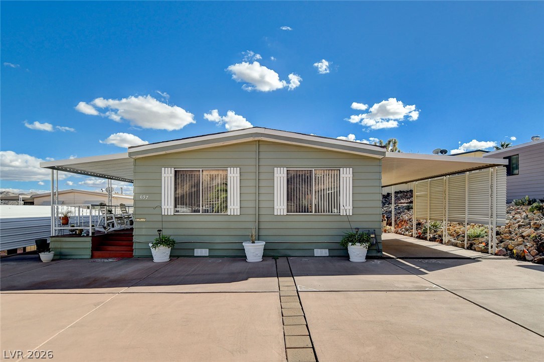 637 Mount Bona Way Property Photo 5