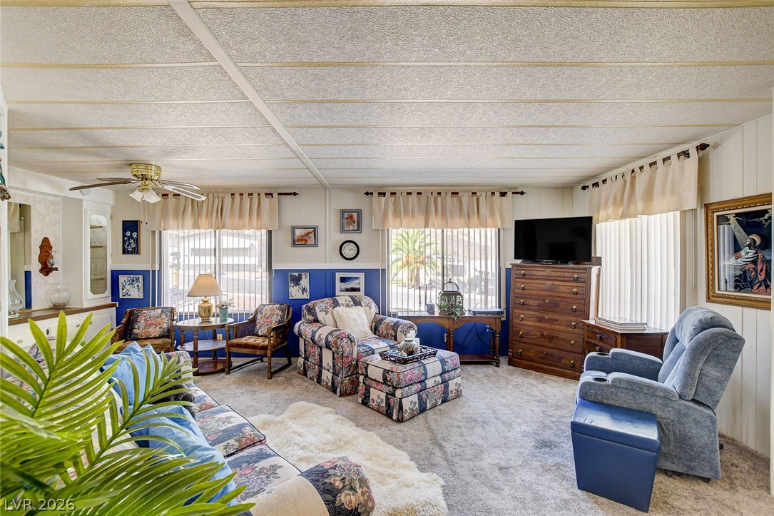 637 Mount Bona Way Property Photo 13