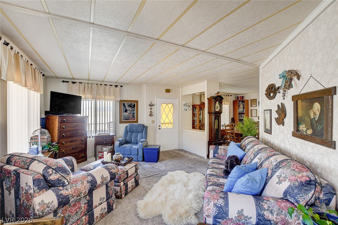 637 Mount Bona Way Property Photo 18