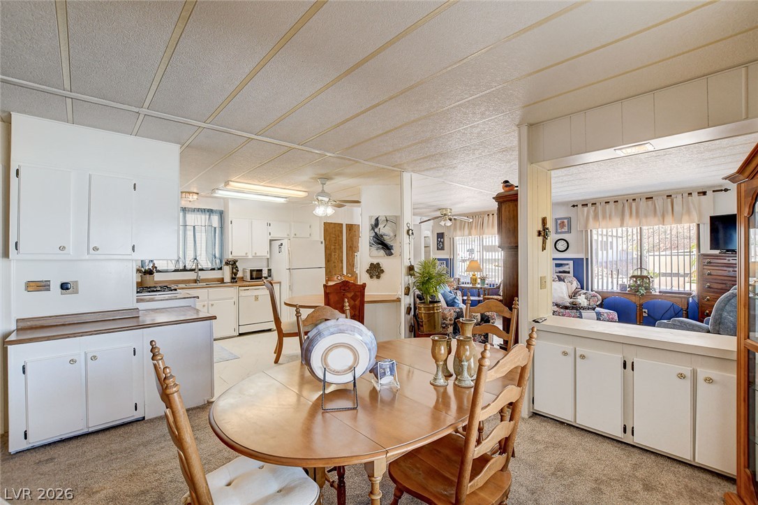 637 Mount Bona Way Property Photo 22