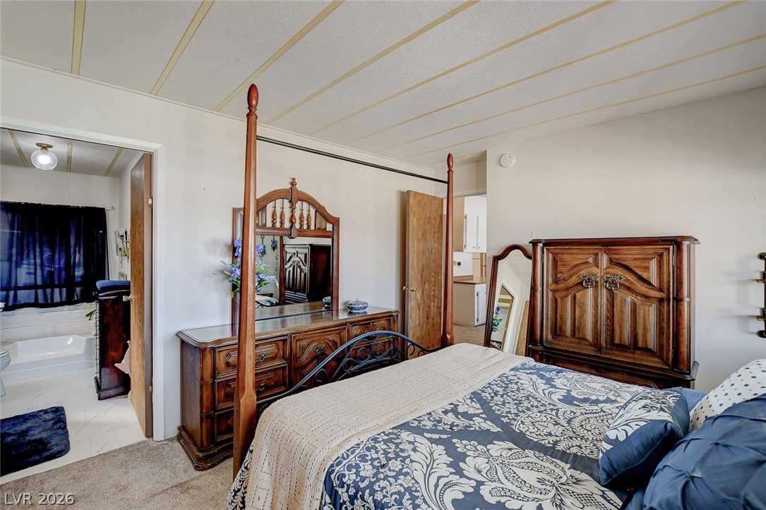637 Mount Bona Way Property Photo 40