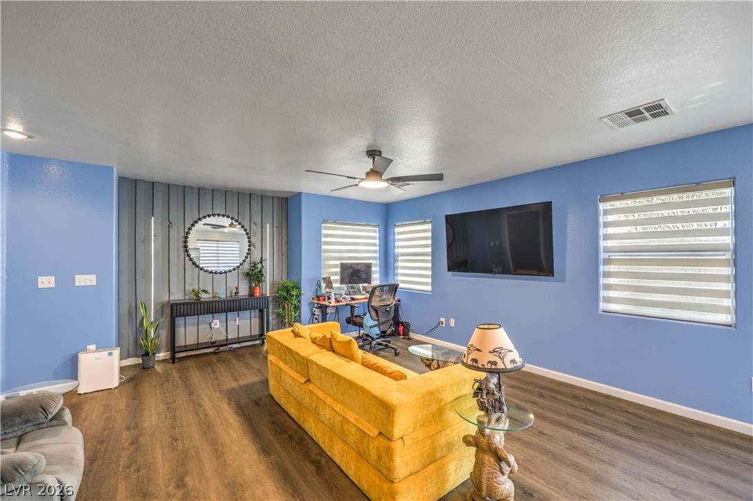 8288 Amphora Street Property Photo 4
