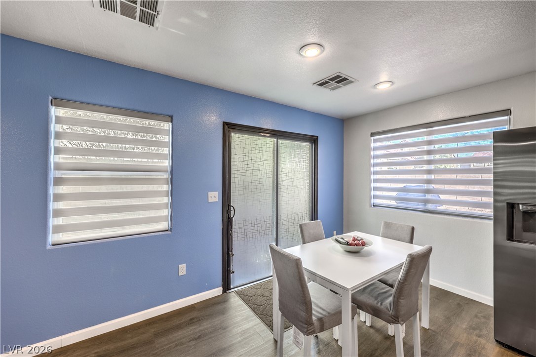 8288 Amphora Street Property Photo 6