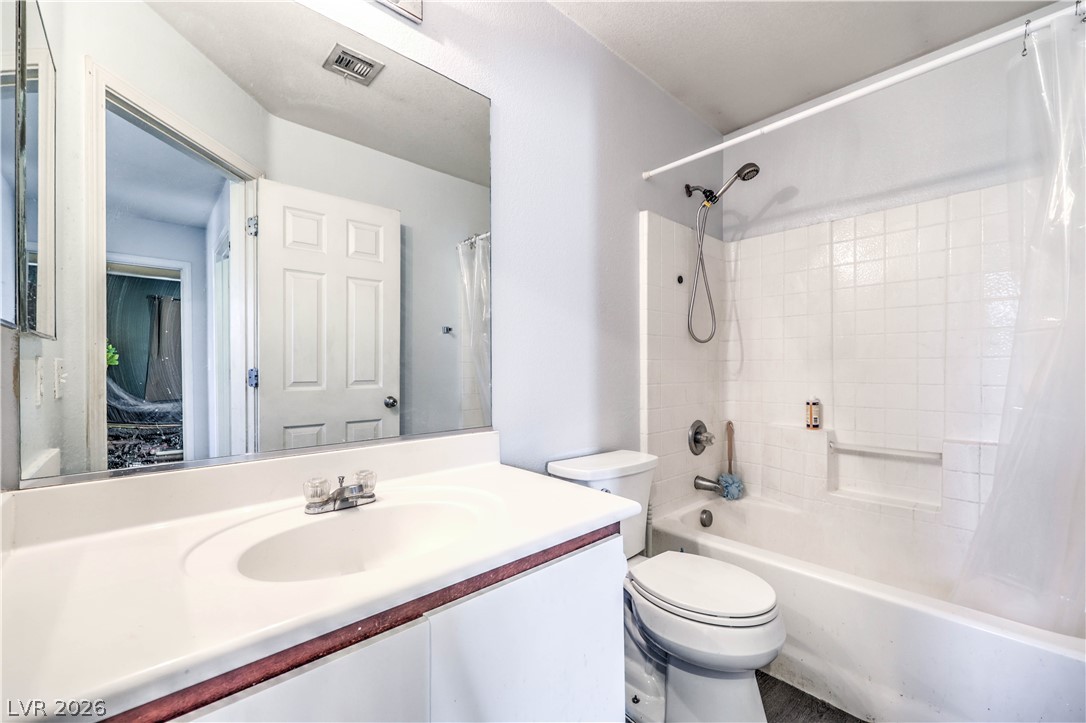 8288 Amphora Street Property Photo 16