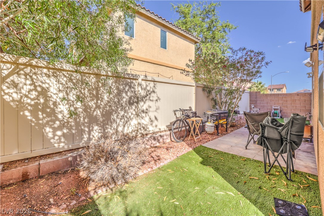 8288 Amphora Street Property Photo 20