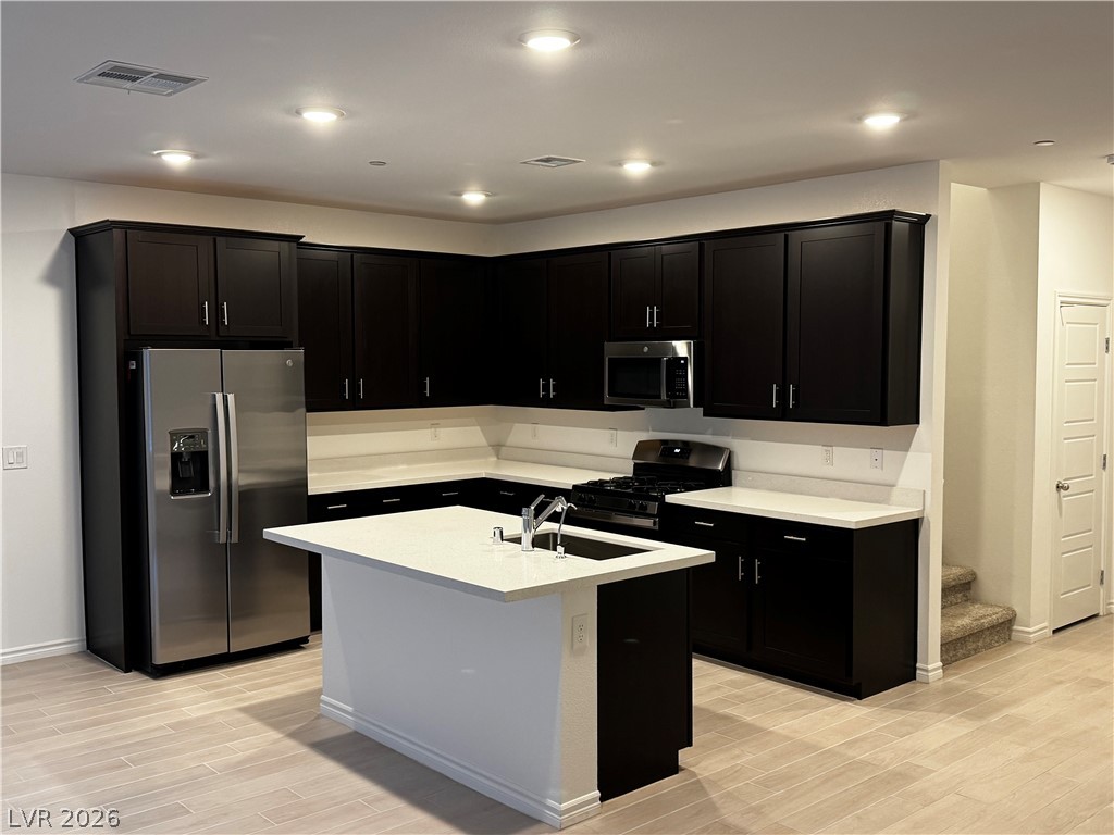 1529 Eva Crossing Place Property Photo 3