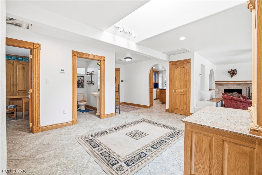 1823 Valley Drive Property Photo 16