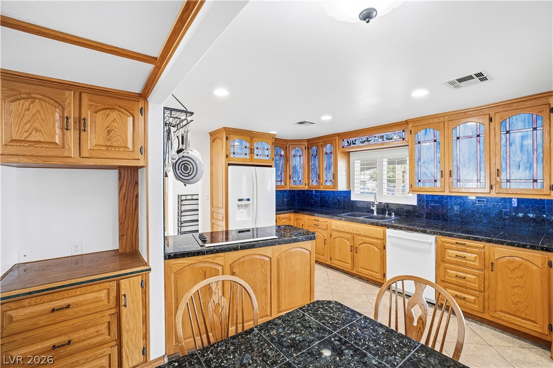 1823 Valley Drive Property Photo 19