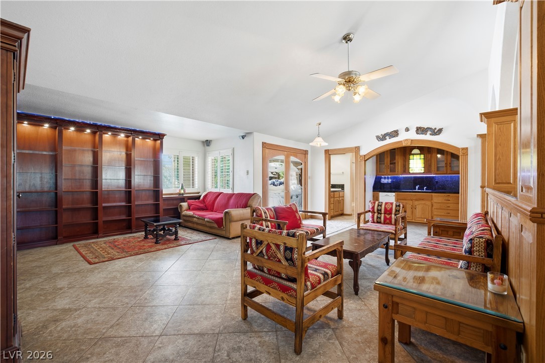 1823 Valley Drive Property Photo 32