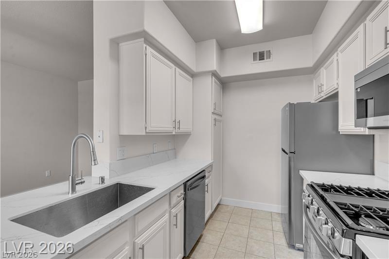 7167 South Durango Drive 206 Property Photo 8