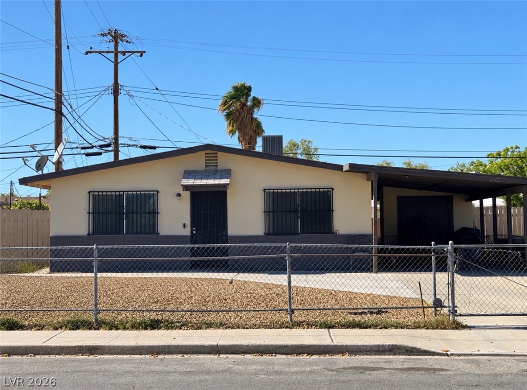 2425 North Street Property Photo 1
