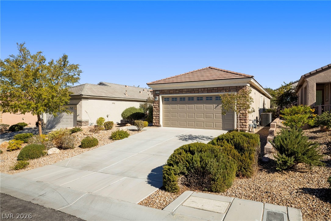 2572 Centaurus Street Property Photo 2