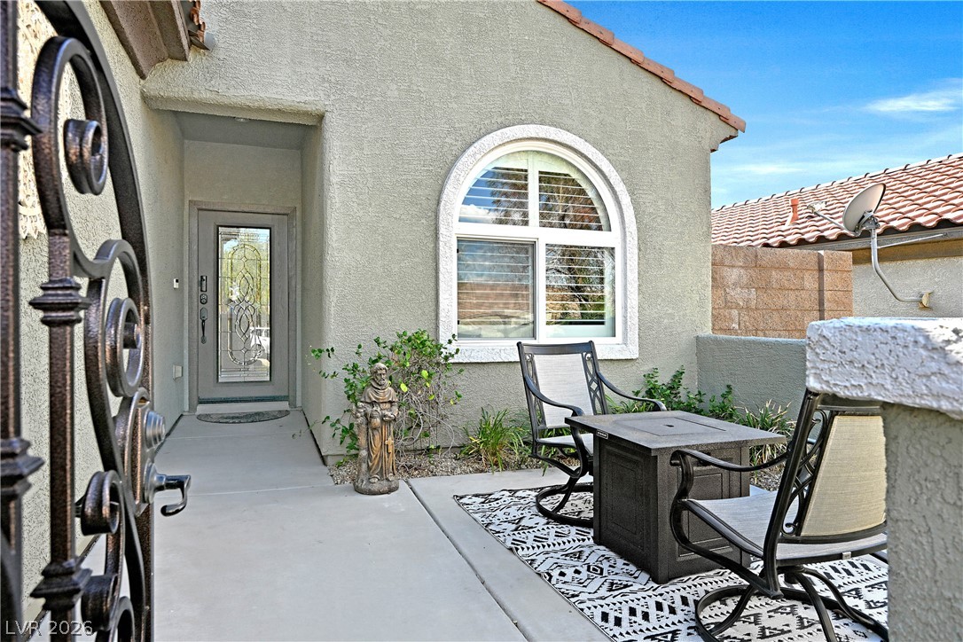 2683 Lochleven Way Property Photo 2