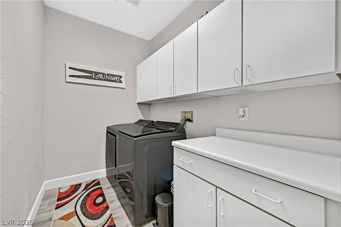 2683 Lochleven Way Property Photo 27