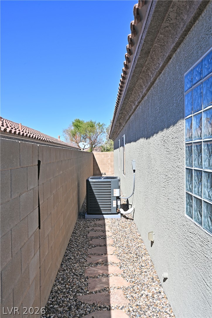 2683 Lochleven Way Property Photo 31