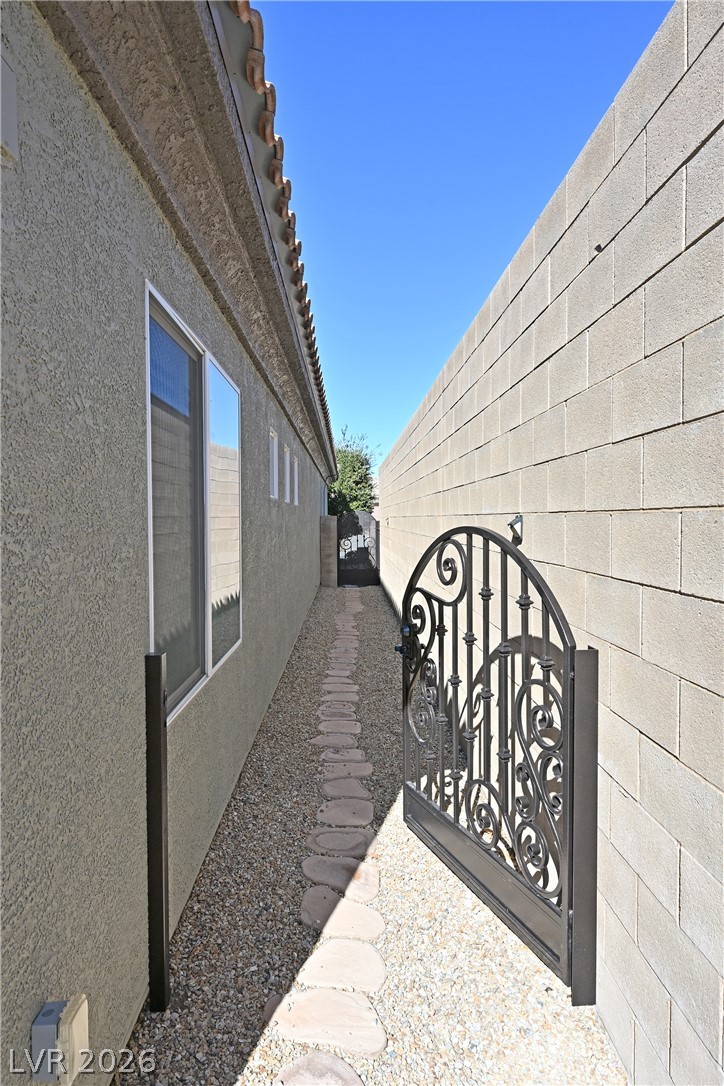 2683 Lochleven Way Property Photo 36