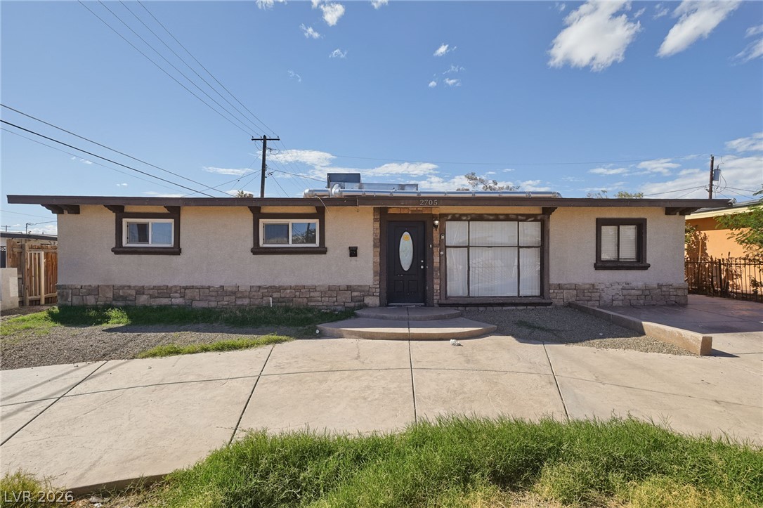2705 Berg Street Property Photo 1