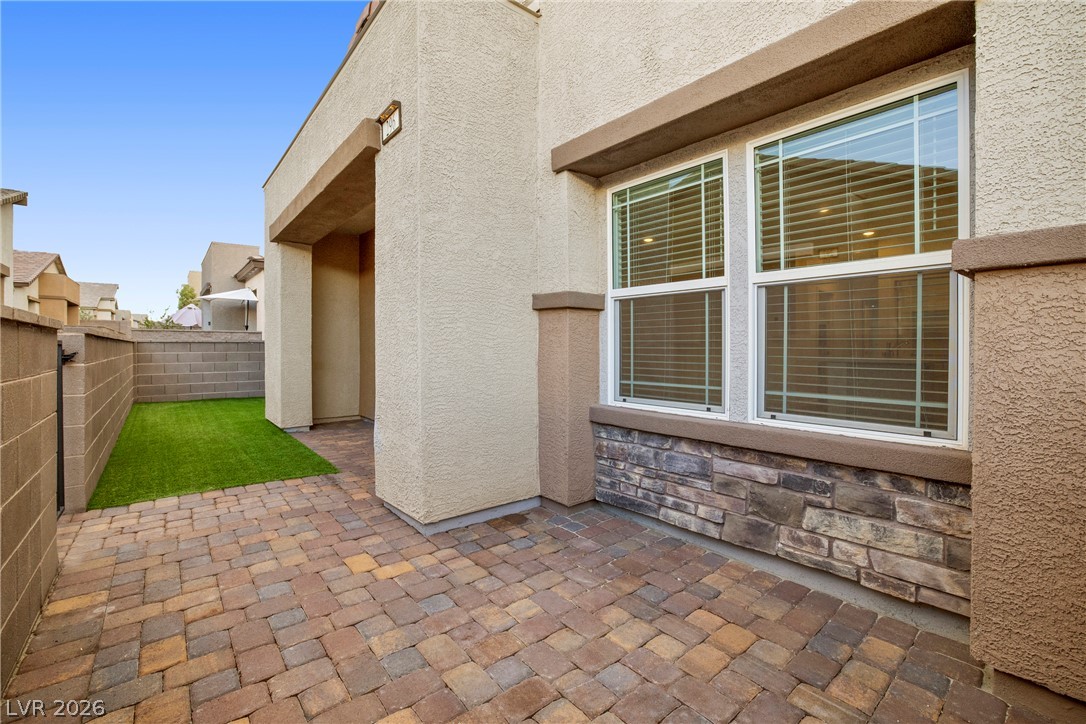 296 Aravalli Crest Street Property Photo 5
