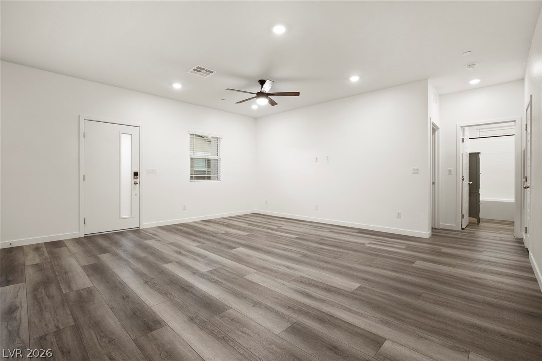 296 Aravalli Crest Street Property Photo 8