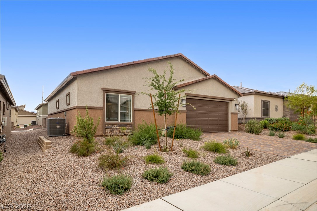 296 Aravalli Crest Street Property Photo 10