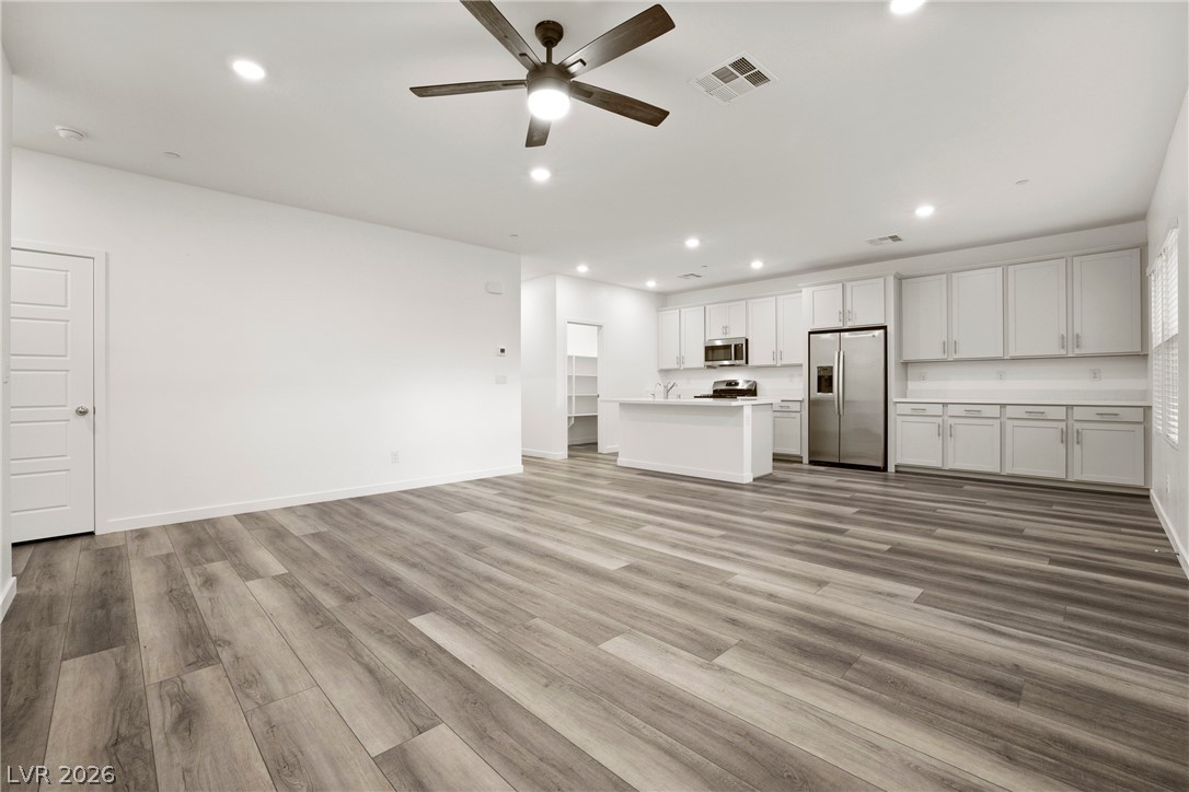 296 Aravalli Crest Street Property Photo 11