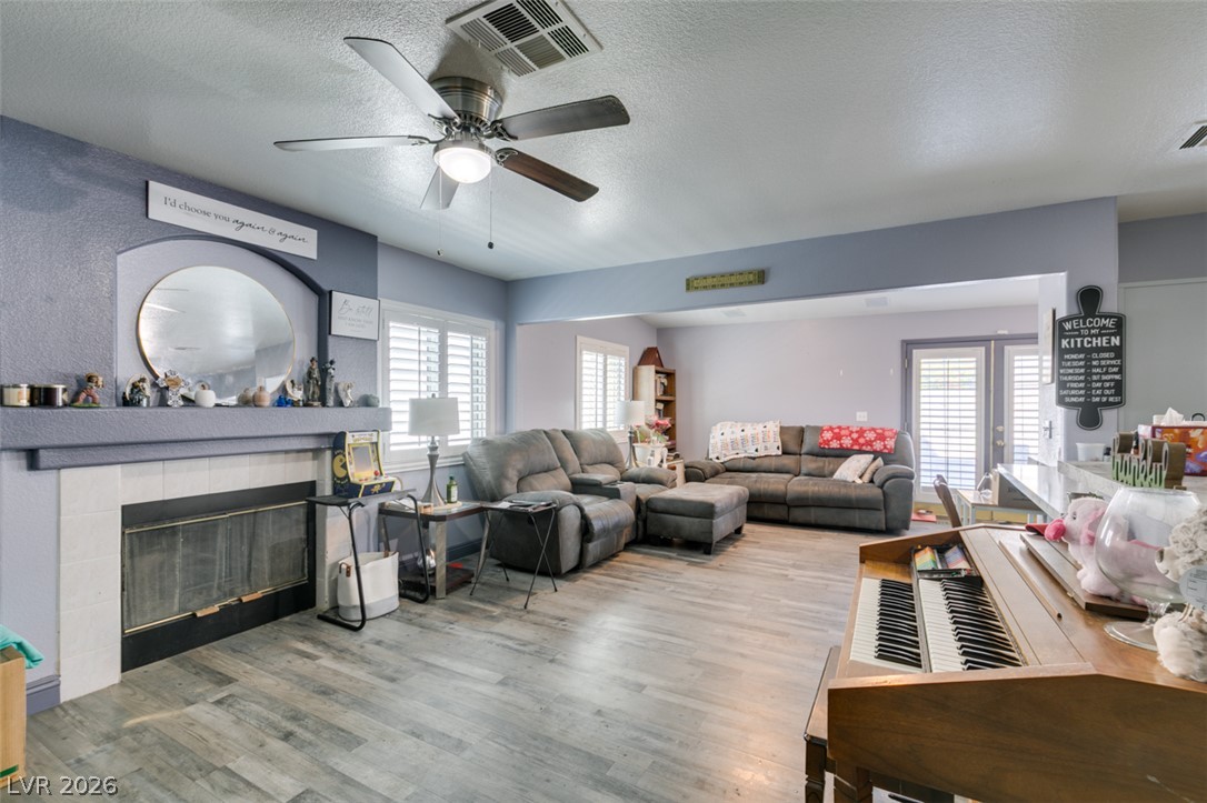 5115 Milange Street Property Photo 6