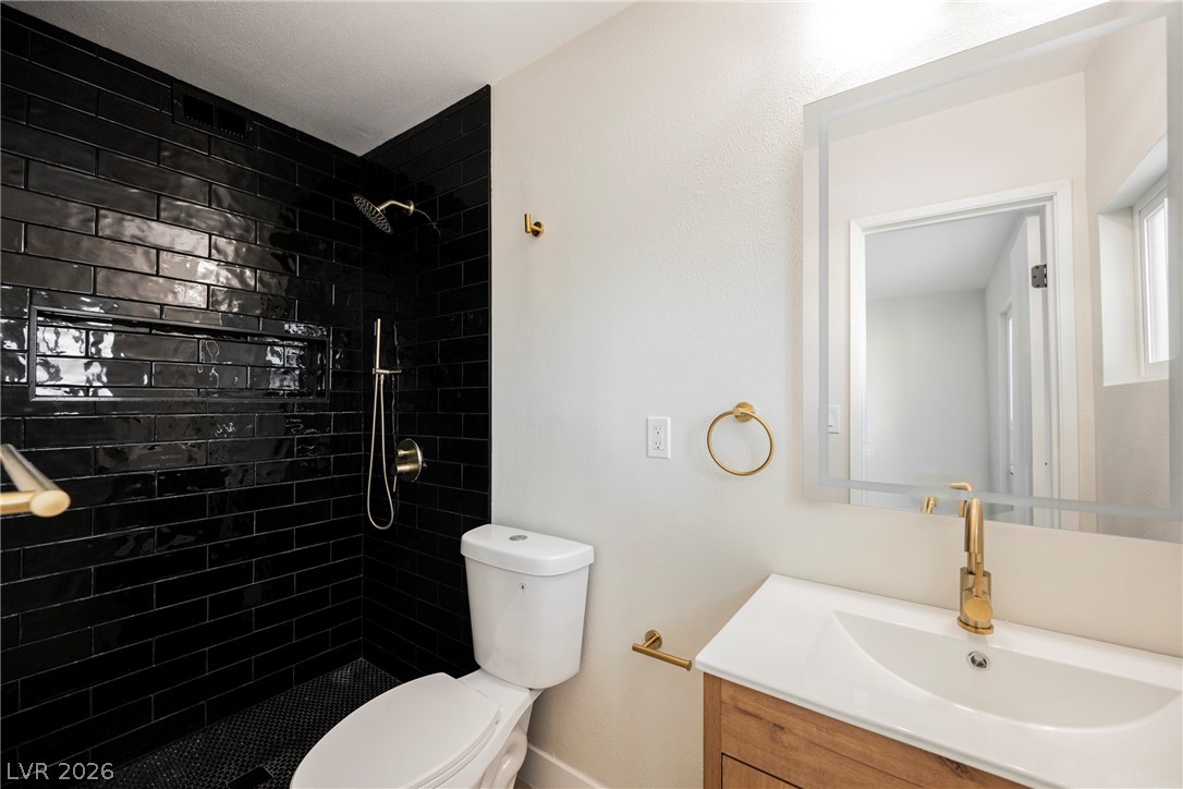 872 Count Wutzke Avenue Property Photo 2