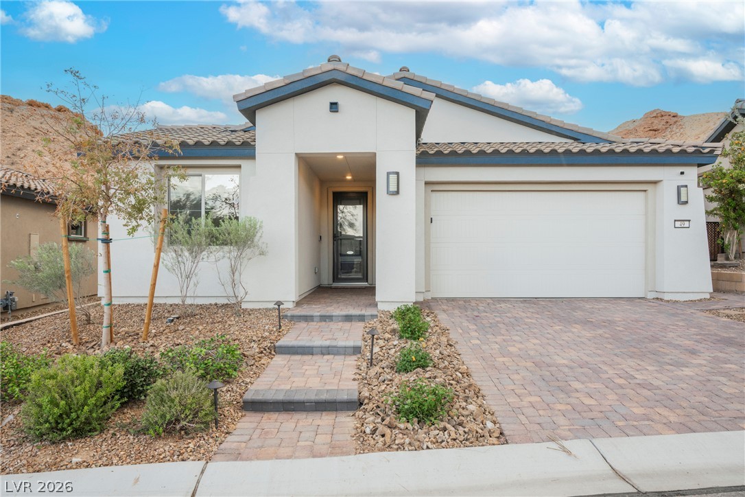 49 Mirage View Drive Property Photo 1
