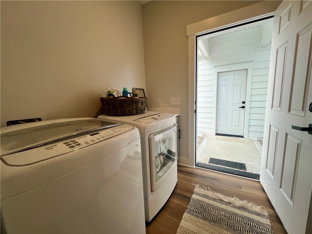 1111 N Marsh Hen Road Ne Property Photo 19