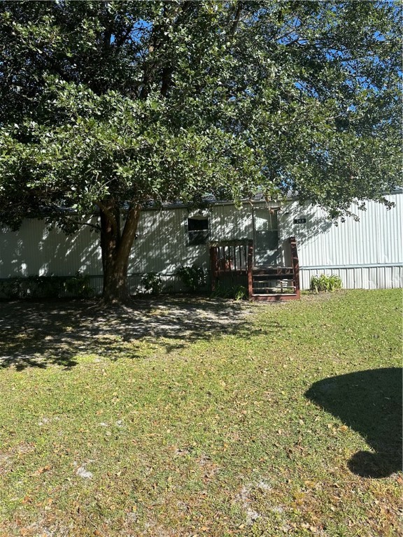 743 Sandy Loop Property Photo 2