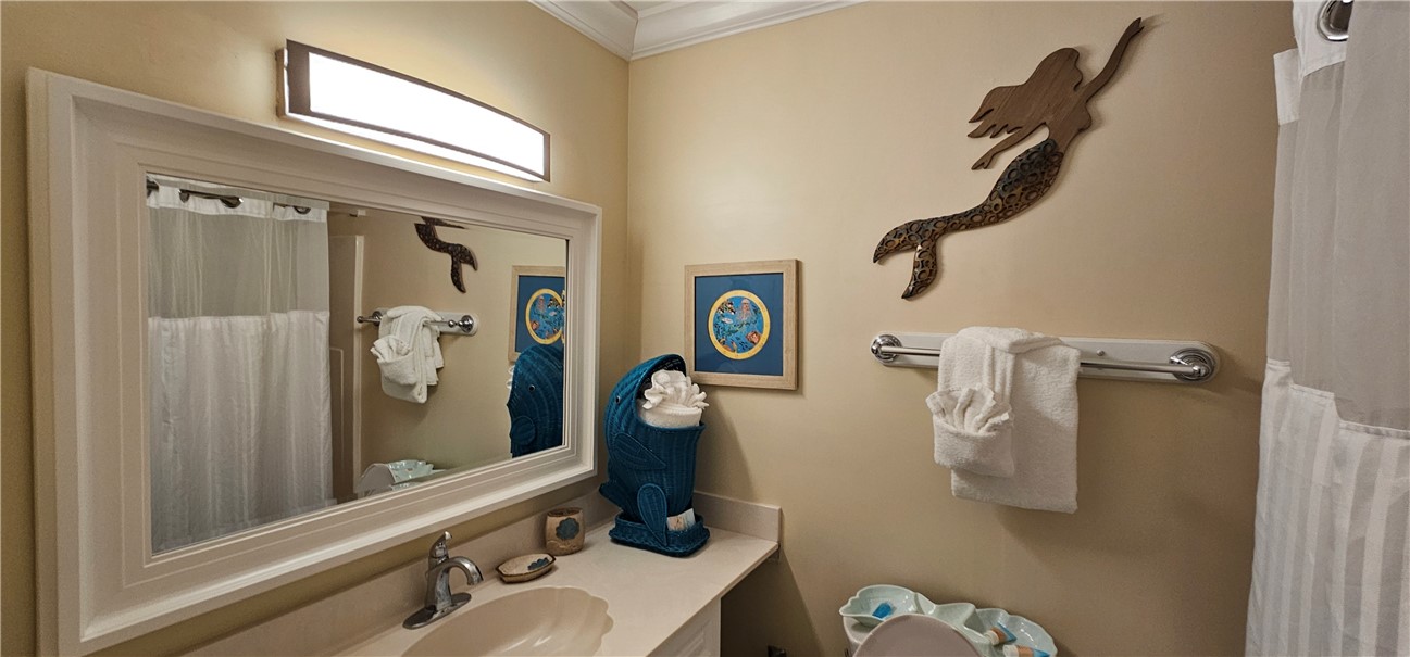 1175 N Beachview Drive 311 Property Photo 9