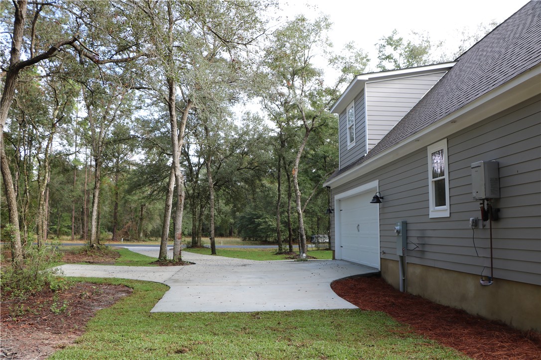 1231 Village Green Ne Property Photo 7