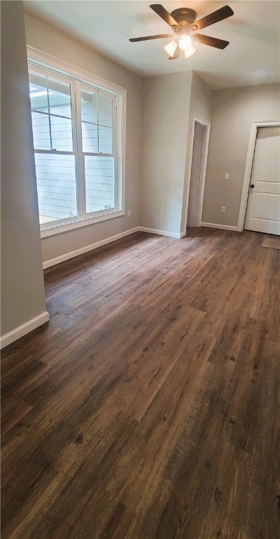 1231 Village Green Ne Property Photo 23