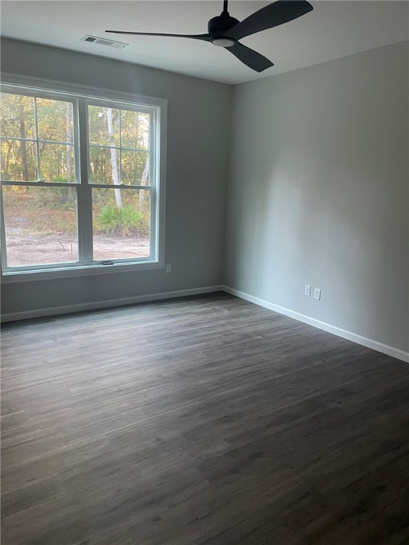 1231 Village Green Ne Property Photo 39