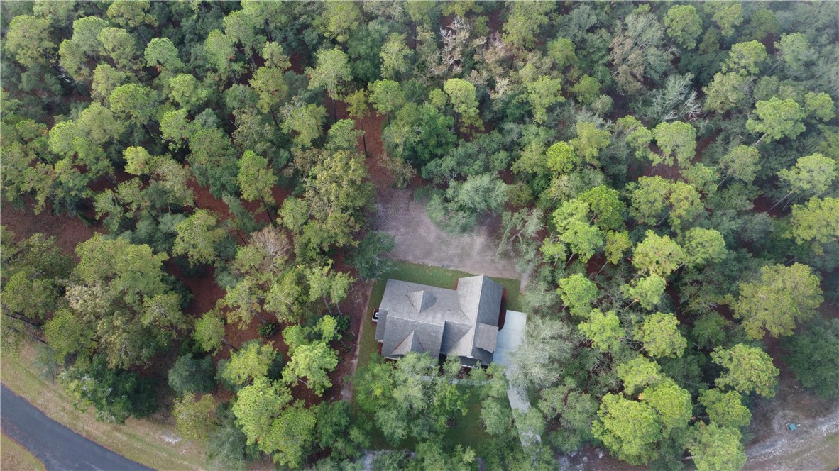 1231 Village Green Ne Property Photo 52