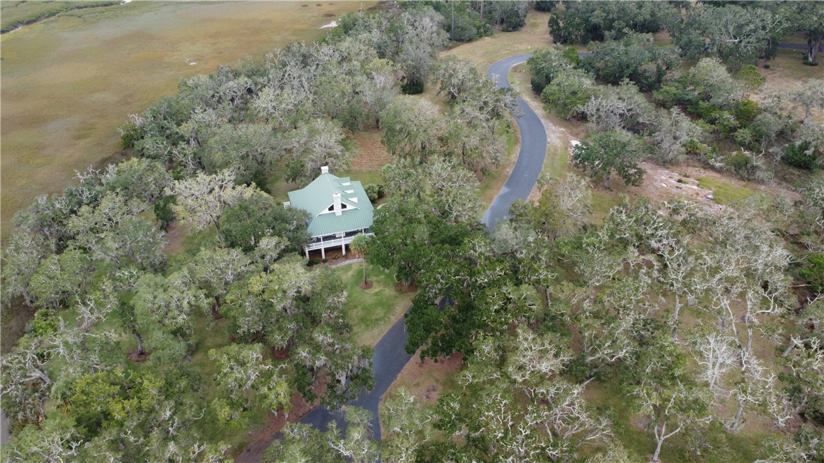 1231 Village Green Ne Property Photo 63