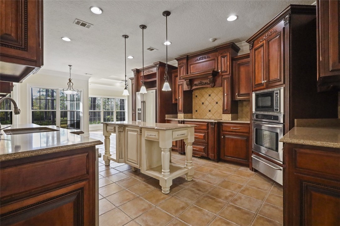 301 Whitaker Drive Property Photo 15