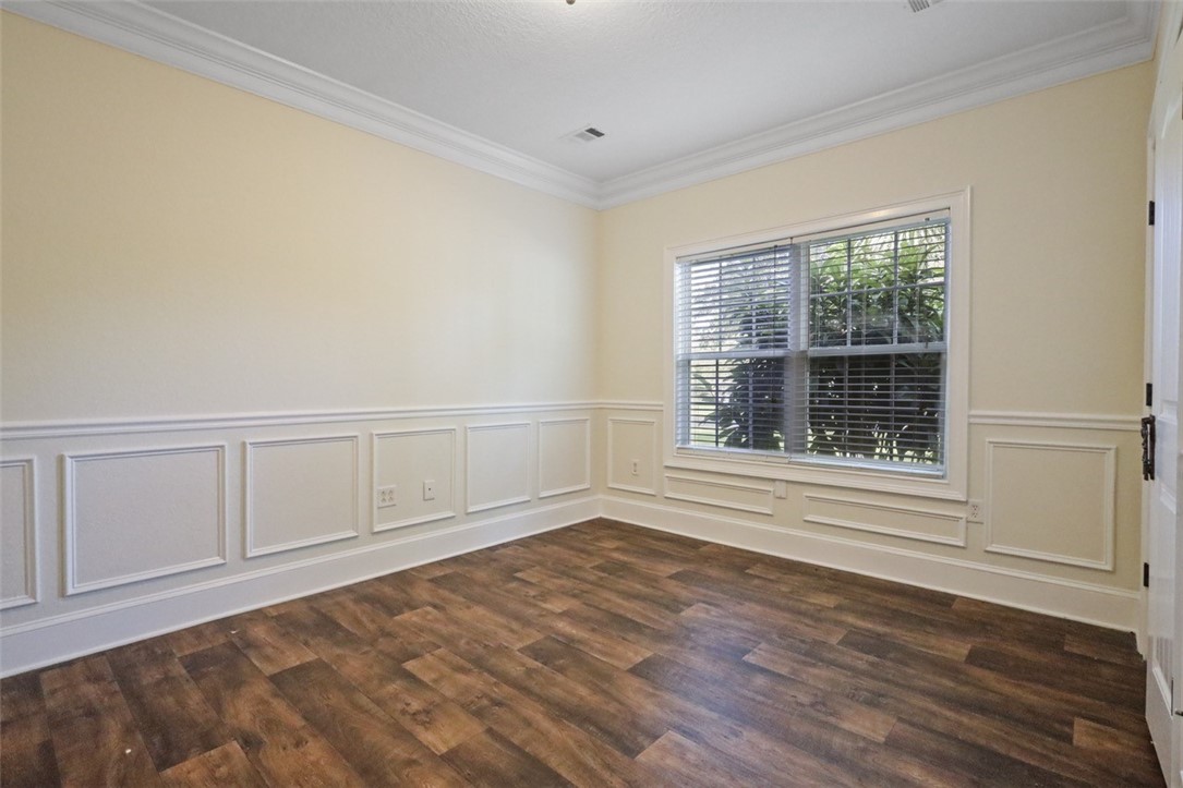 301 Whitaker Drive Property Photo 23