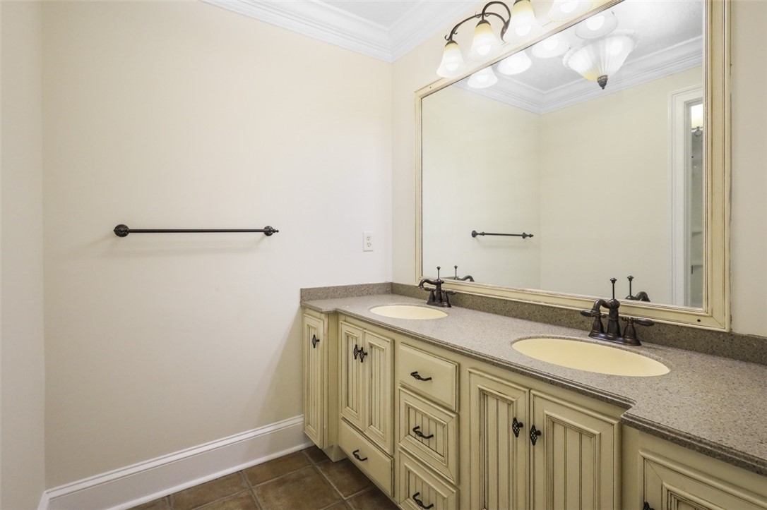 301 Whitaker Drive Property Photo 31