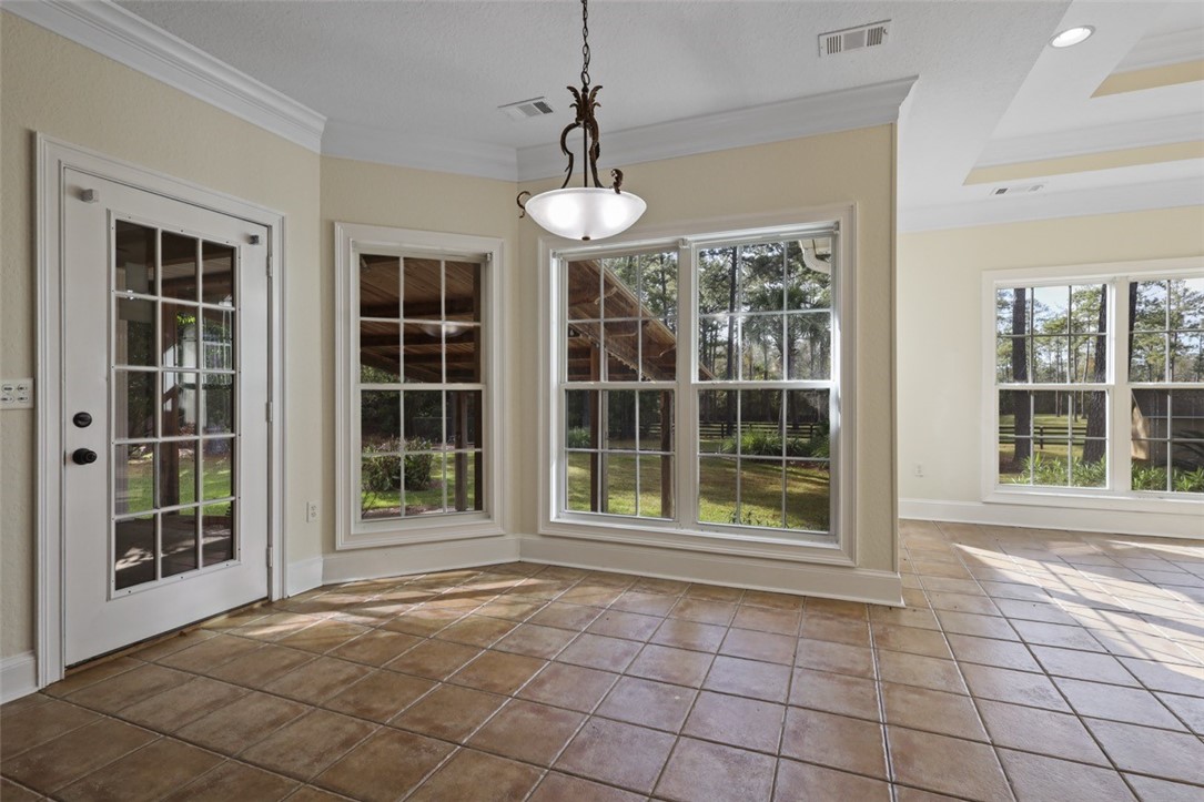 301 Whitaker Drive Property Photo 43