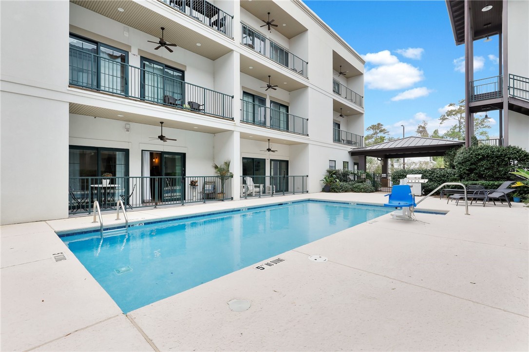 400 Ocean Blvd 2105 Property Photo 1