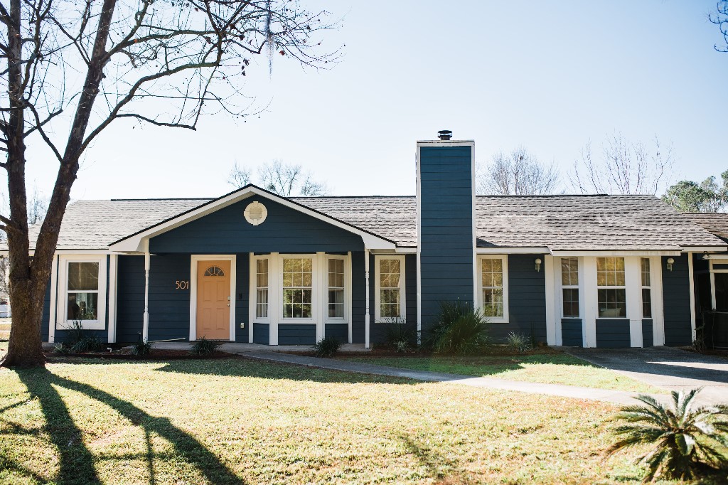 501 Hall Street Property Photo 1
