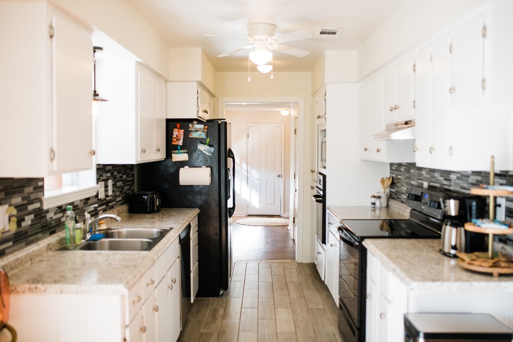 501 Hall Street Property Photo 17