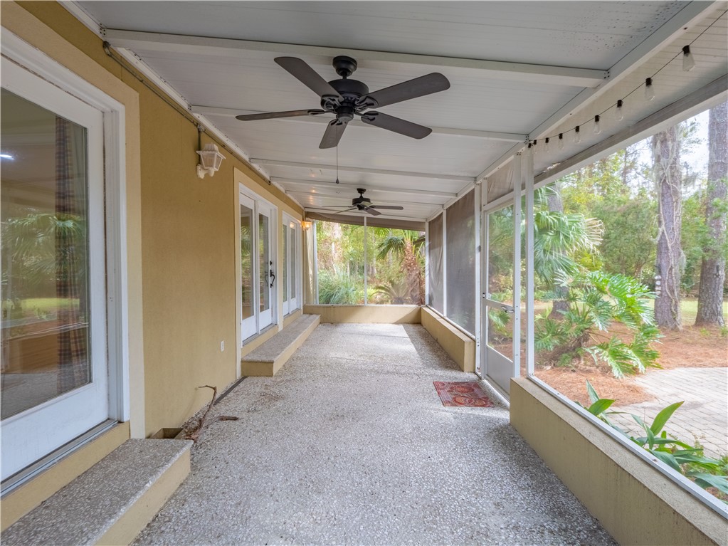 322 Oak Grove Island Drive Property Photo 9
