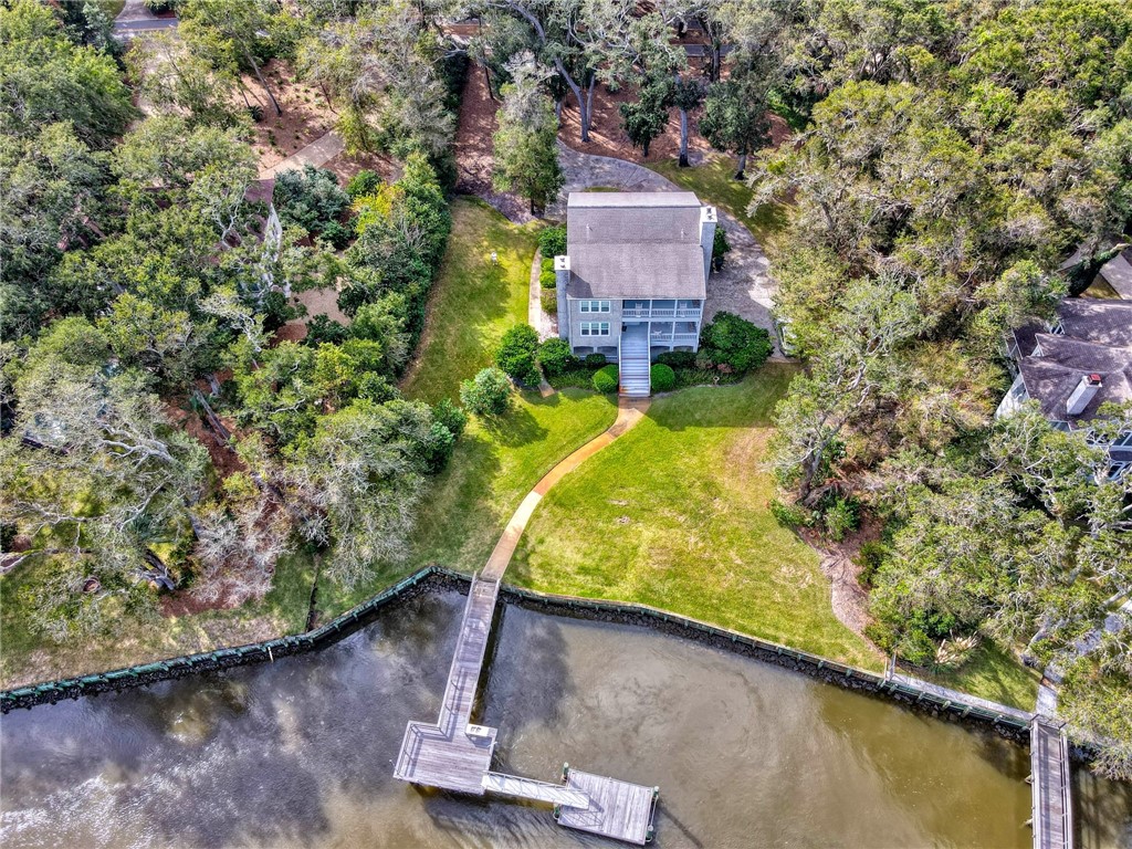 202 Hampton Point Drive Property Photo 42