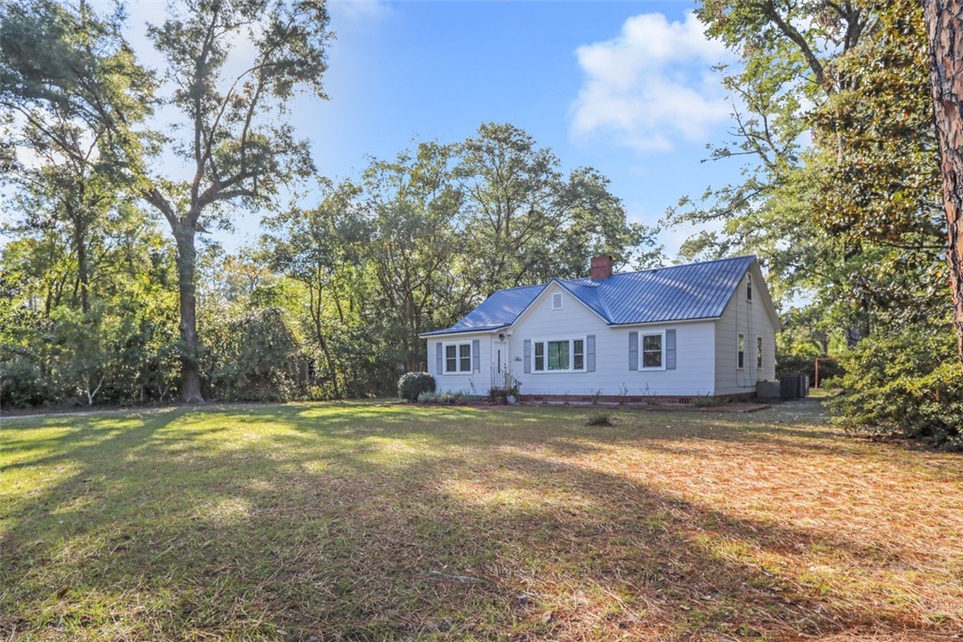 286 Austin Ave Property Photo 3