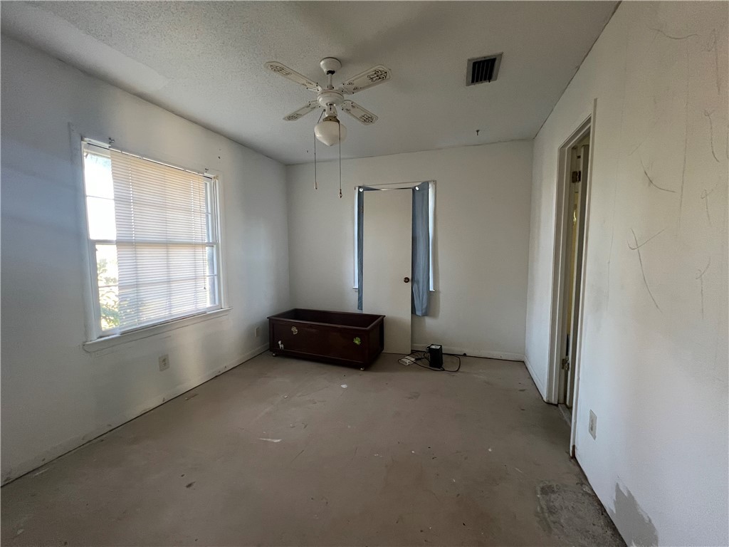 1042 Cribbs Road Sw Property Photo 22