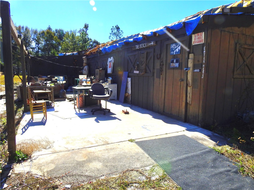 749 Auction Road Property Photo 3