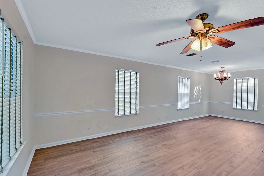 239 Georgia Street Property Photo 5