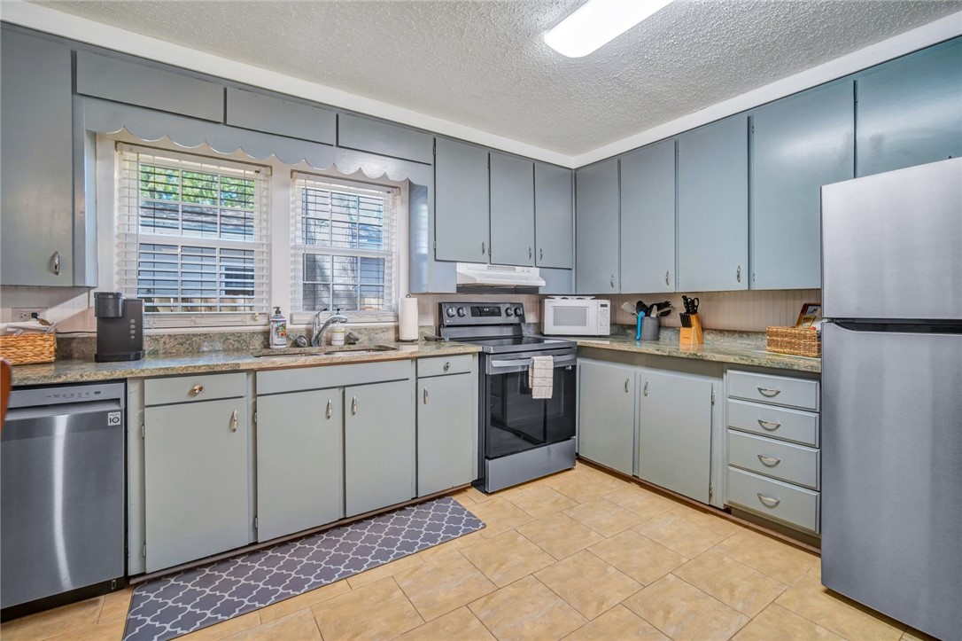511/513 Demere Road Property Photo 31
